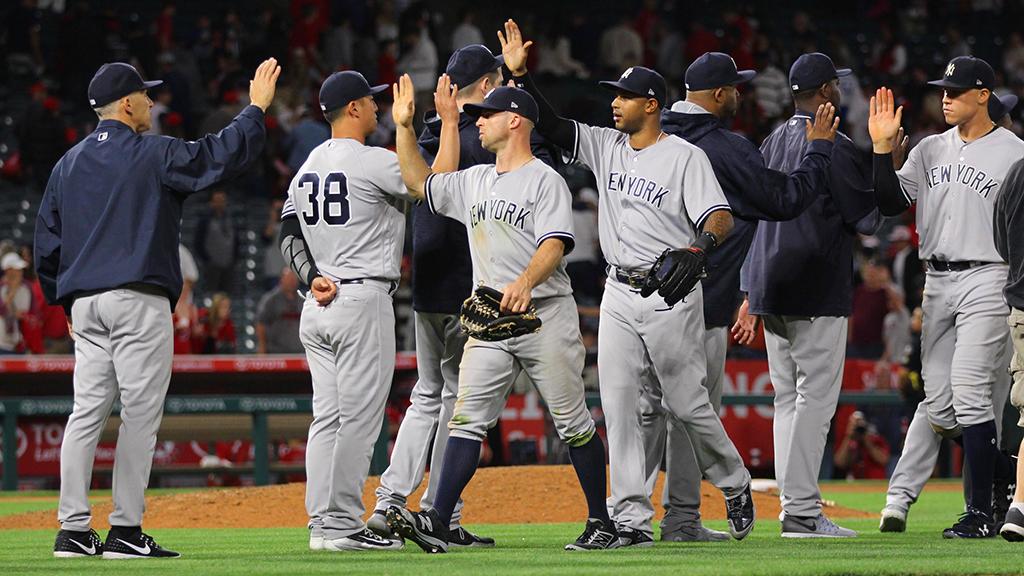Yankees's tweet photo. RECAP: Tanaka bounces back, Judge does his thing, Didi gets 4 hits and the Yankees get 6 wins in a row. https://t.co/ti9Vy4pwus https://t.co/qm3lPmU9Id