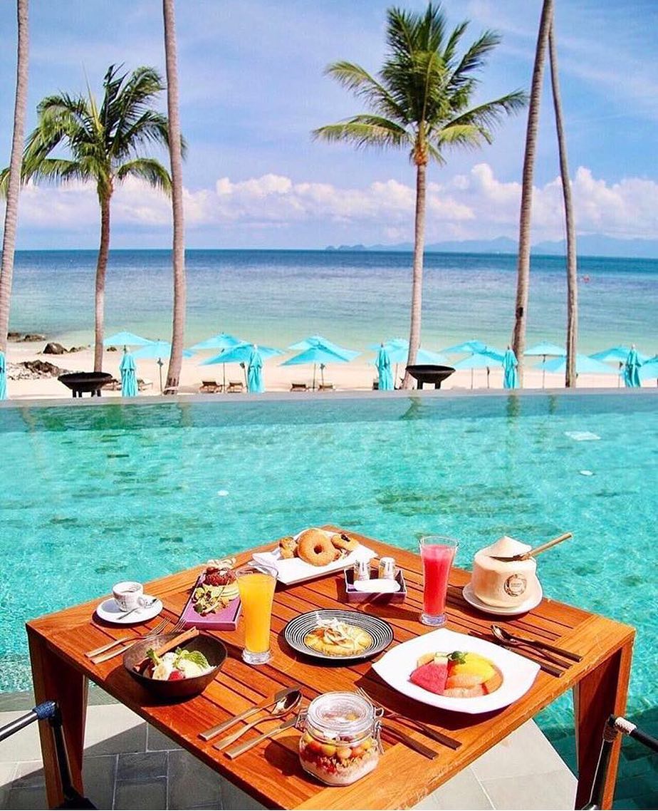 LuxifyOfficial's tweet photo. Time for a #luxury getaway? https://t.co/UckFH8TNSG https://t.co/Ytq8q3NxFh