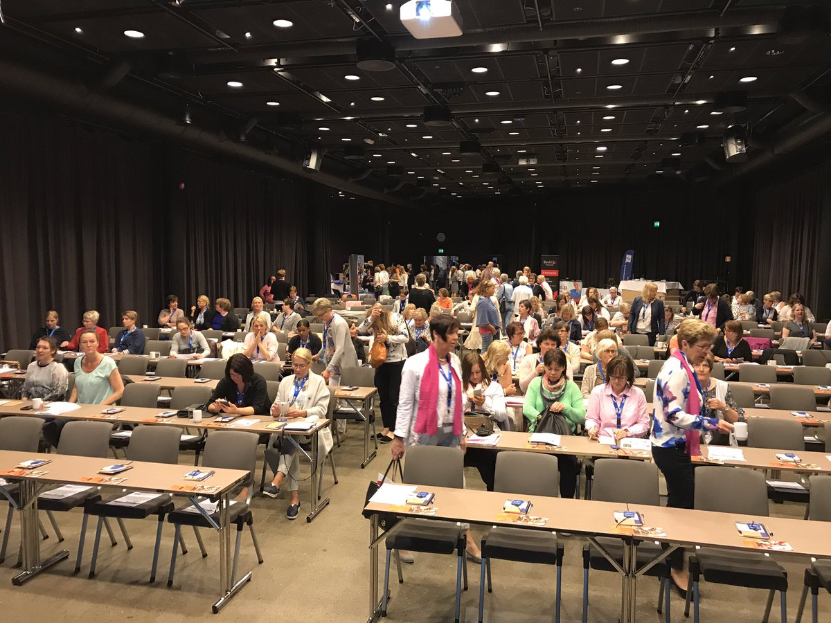 lillfischer's tweet photo. Nå er det like før åpning av årets kongress ThsF #parataktiv https://t.co/bAHxkjoj08
