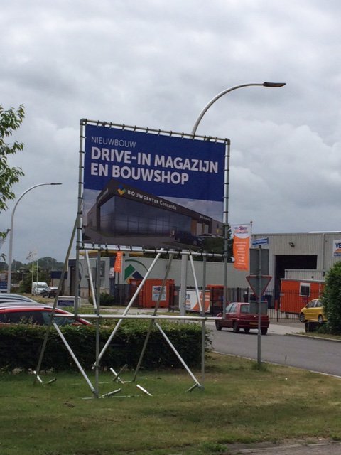 Het bouwbord staat! 
Heipalen zitten er allemaal in, op naar de volgende fase!
#nieuwbouw <a href="/bouwconcordia/">BouwcenterConcordia</a> #Meppel