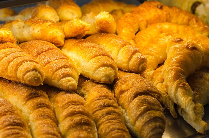 dosportenas's tweet photo. Ya tenemos preparados los riquísimos "Vigilantes". Desayuna en @dosportenas #pozuelodealarcon #caferteria #pasteleria #avenidaeuropa https://t.co/rR4hc5SCh8
