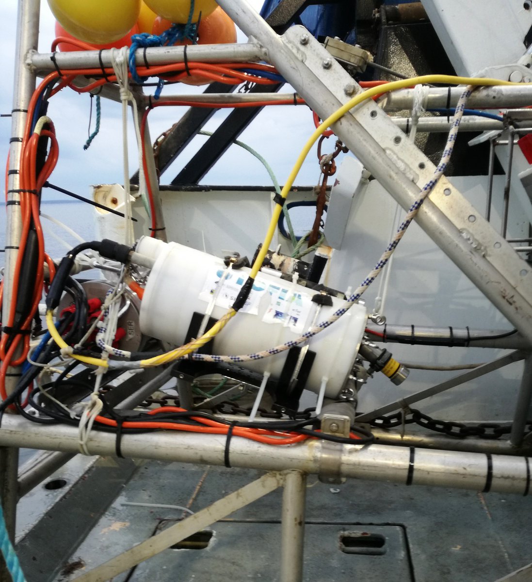 UTOFIA Camara mounted on a sledg, reddy for getting dreaged at the sea bottom in Øresund, from DTU-AQUA´s boat Havfisken