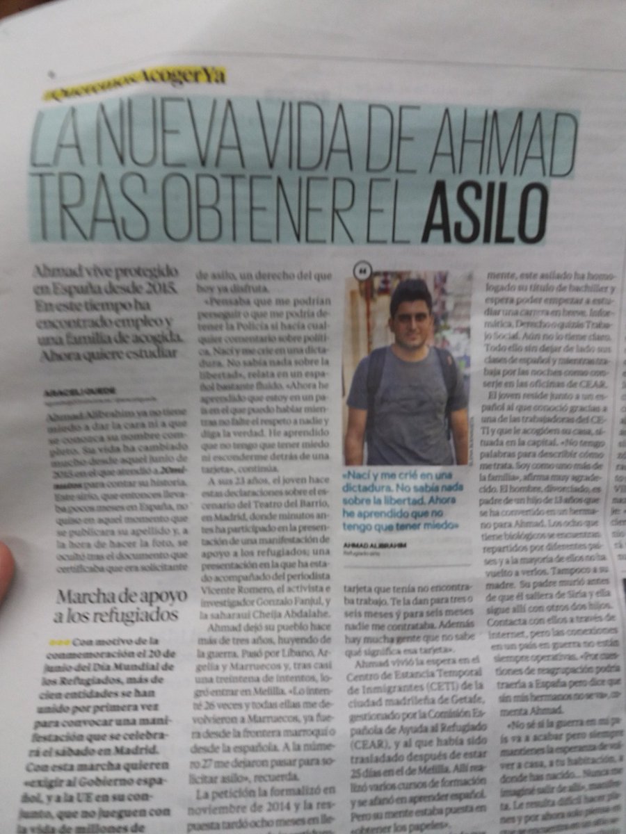 MarUreCamp's tweet photo. #graciasAhmad @20m noticia q ayuda a #comenzardia y #entenderelmundo #refugio @CEARefugio @CEARMadrid #posdata a Ahmad #trabajosocialmola https://t.co/QH9QuBSVKU