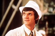 Happy birthday Malcolm McDowell. Here in my favourite film of his. O Lucky Man. 