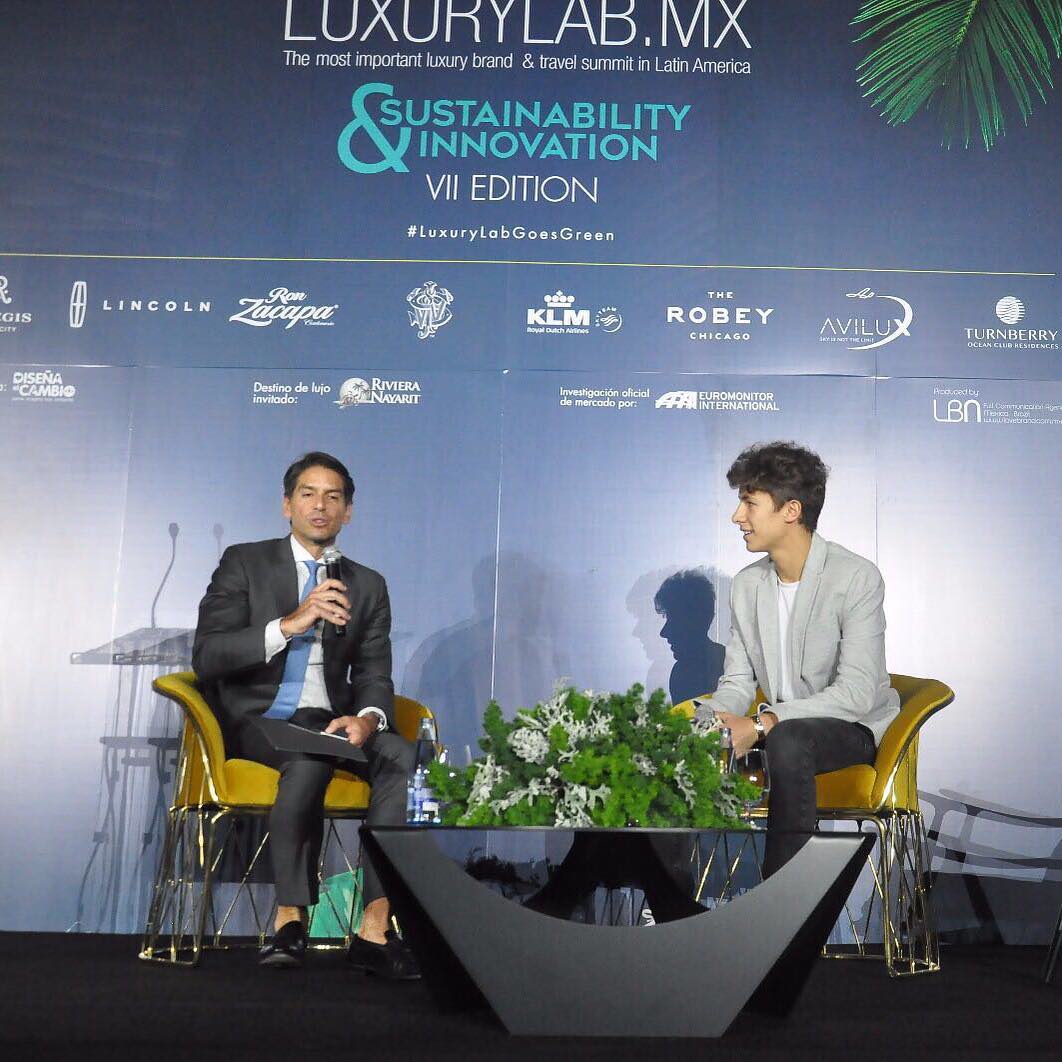 JuanpaZuritaITA's tweet photo. 📸|| nuova foto sul secondo profilo Instagram di @ElJuanpaZurita
#LuxuryLabMX #LuxuryLabGoesGreen #LoveArmy #LoveArmyForSomalia https://t.co/5isNHCTlAW