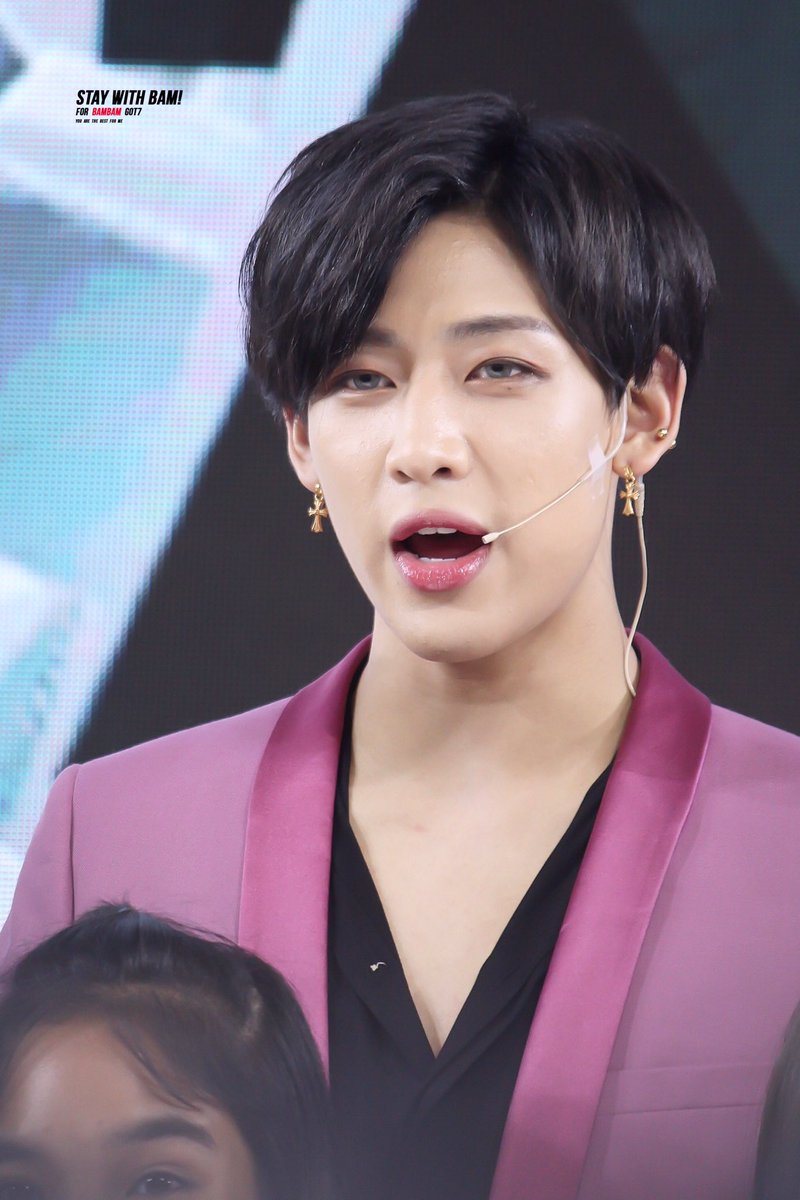StayWithBam's tweet photo. 13 มิถุนายน คือ วันเมียหลวงแห่งด้อมนก 😍☺️ แต่งตั้งขึ้นโดยบอสแบม #BamBam #GOT7 #뱀뱀 😙❤️ @BamBam1A https://t.co/BOKSTL1m0o