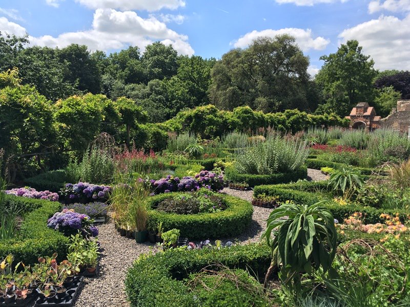 Fulham_Palace's tweet photo. It's a beautiful day and our garden is blooming! #SummerIsHere https://t.co/NvAYjO6Q7C