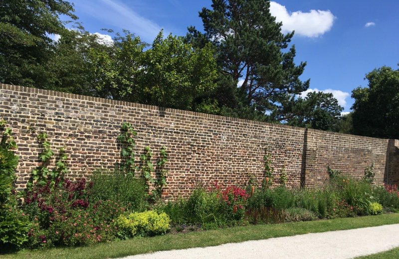 Fulham_Palace's tweet photo. It's a beautiful day and our garden is blooming! #SummerIsHere https://t.co/NvAYjO6Q7C