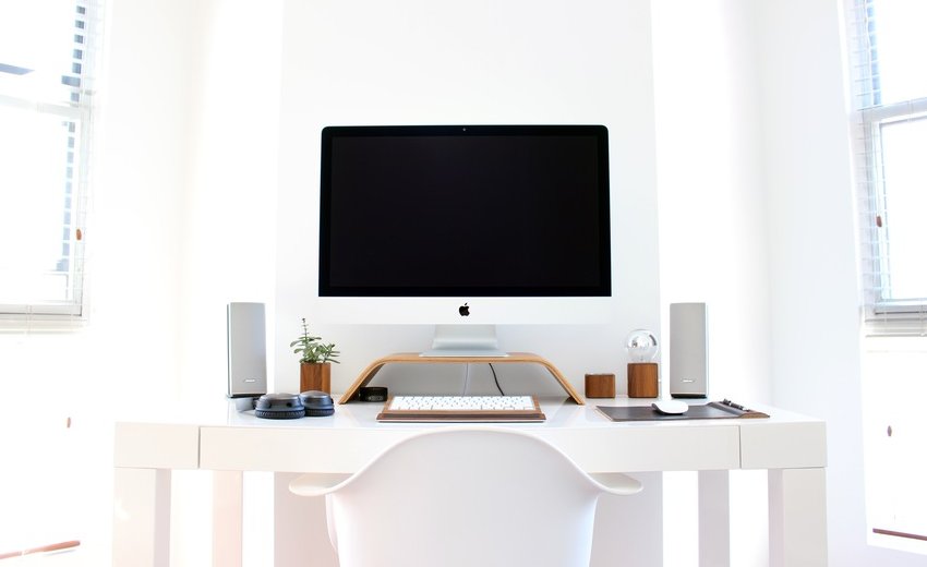 buffer's tweet photo. A huge list of the top 50 marketing, social media, and productivity blogs on the web today: https://t.co/f1eVKDB3Kq 🖥 https://t.co/DUG46h8Sk1