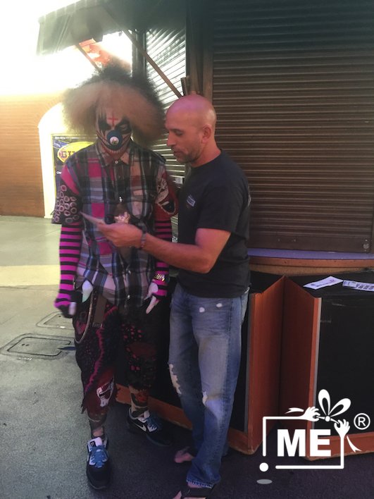 #gigeo #founder WhoLovesYou.ME #buskers #musicians #streetperformers 5316