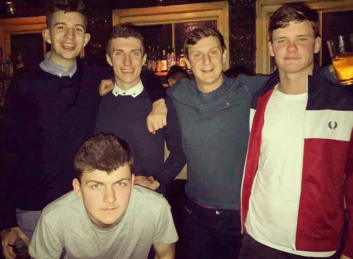 AlexMcGuire98's tweet photo. Happy birthday @acollins_13 bud❤ #TheBackFour https://t.co/aCxXl02ADK