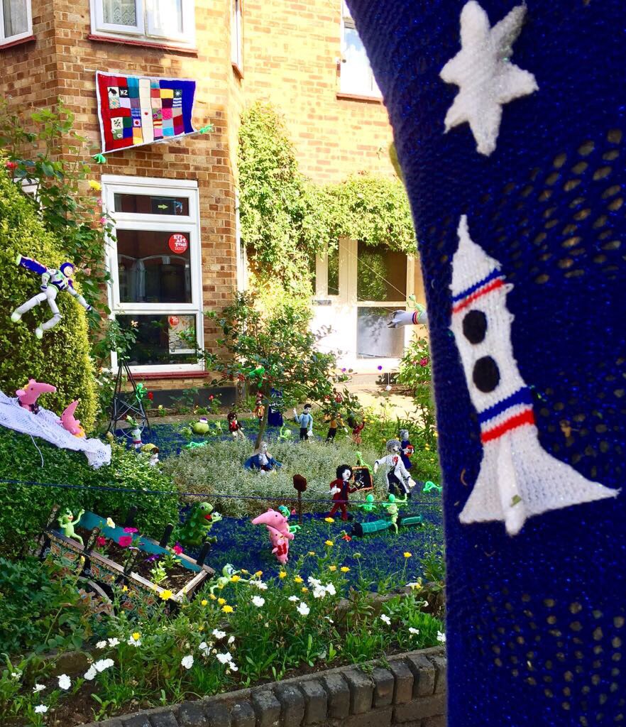StowBrothers's tweet photo. .@HowardRoadHouse - unmissable Art trail venue! @E17ArtTrail #E17ArtTrail #Walthamstow https://t.co/aRoYgqfypE