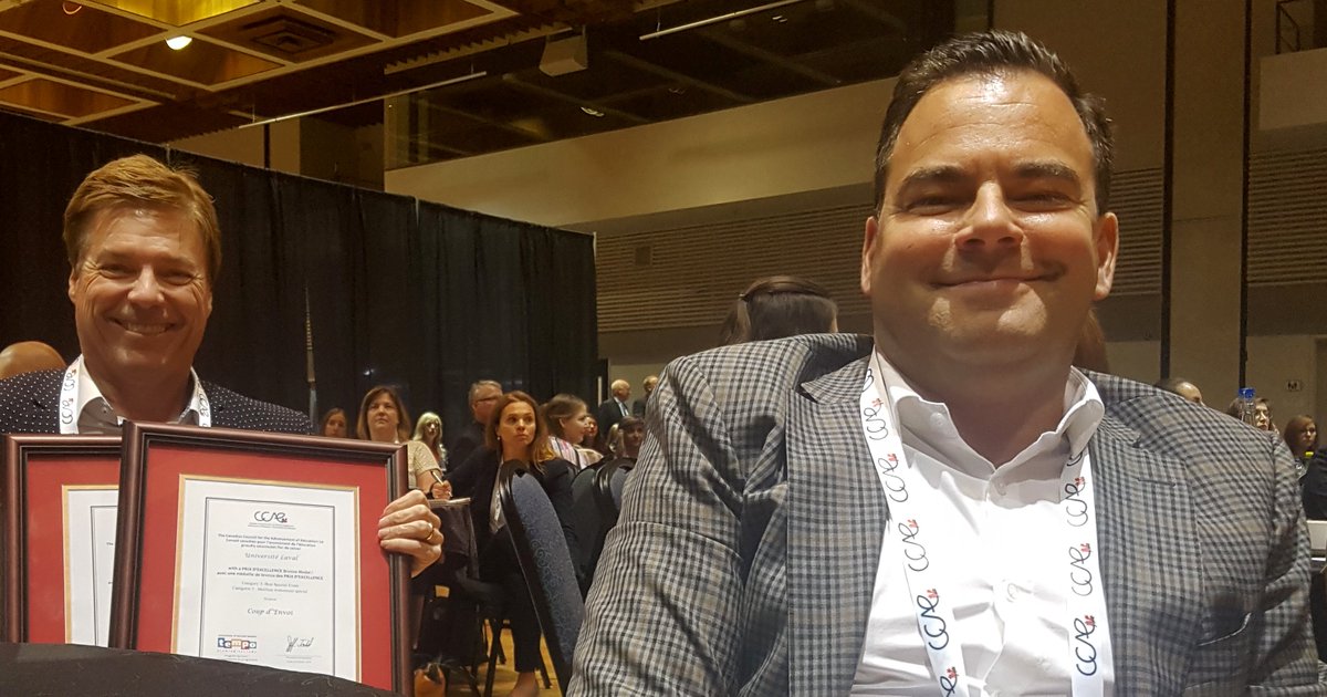 dprdulaval's tweet photo. La Fondation remporte deux prix distinctifs aux Prix d’excellence 2017 de @CCAECanada. #ccae2017
Détails : https://t.co/8ulPkPBMWr https://t.co/dWpRnF9QAv