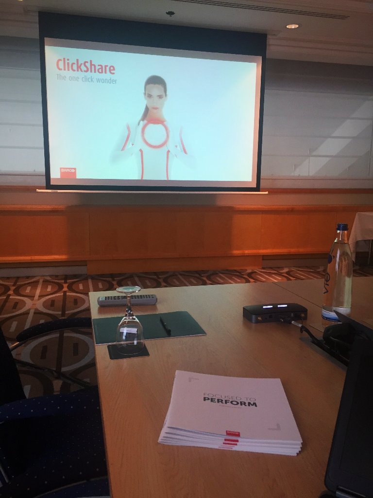 Barco's tweet photo. Meet #BarcoIR today @ING_news #SmallCapConference in #Frankfurt, powered by @BarcoClickShare ! https://t.co/9F8FkyIQ5r