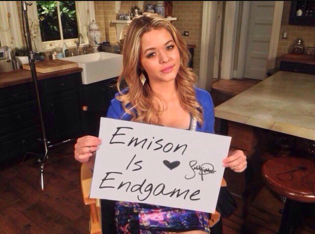 nat_metcalfe02's tweet image. ITS TUESDAY SO THATS MEANS, HAPPY EMISON DAY!! #EmisonDay #Emison #PLL #EmisonEndgame