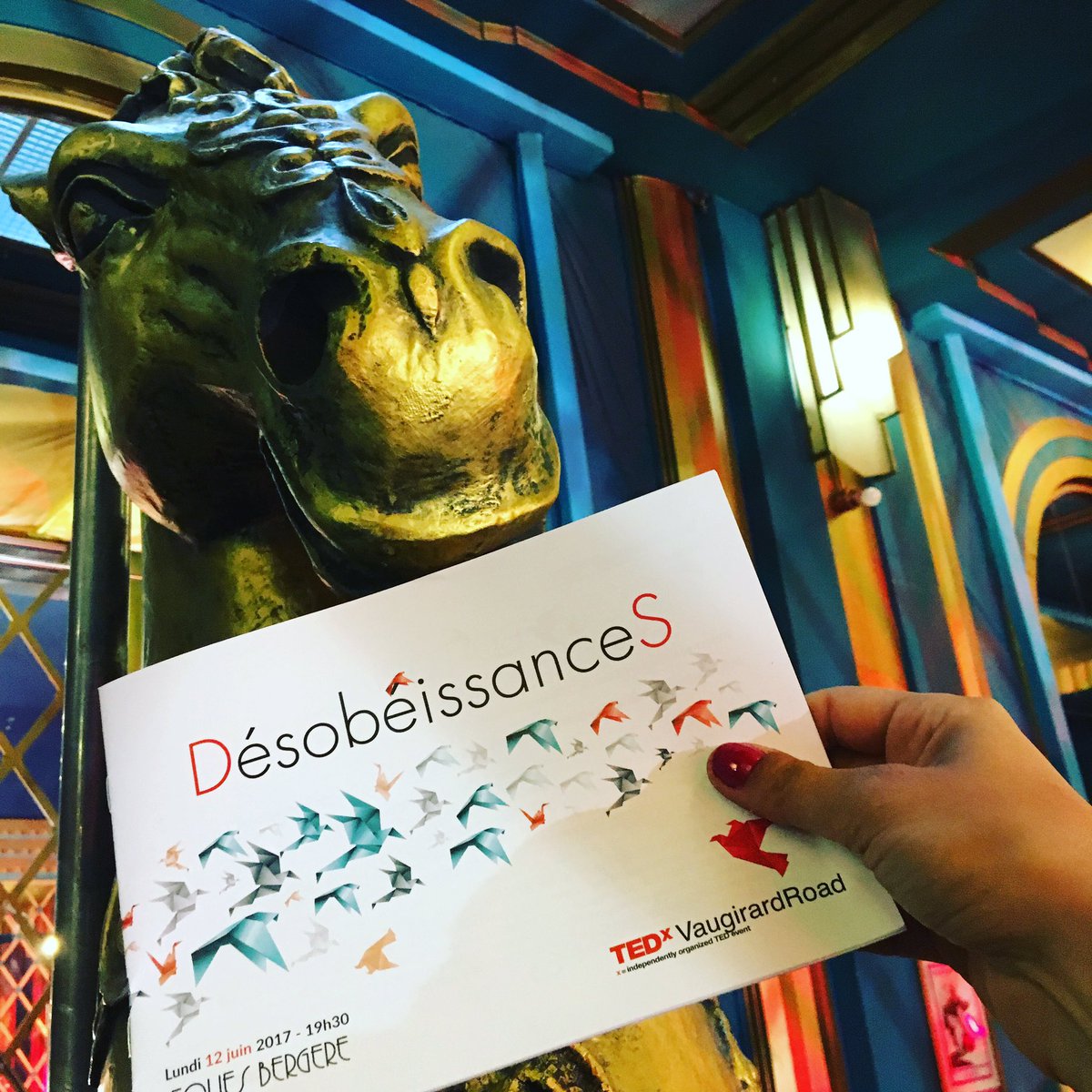 FloraClodic's tweet photo. Un grand merci aux speakers, à @s_roger  &amp; à toute l'équipe @TEDxVaugirard d'avoir rendu possible le partage de ces #DésobéissanceS #TEDxVR https://t.co/0N7nc7WlbN