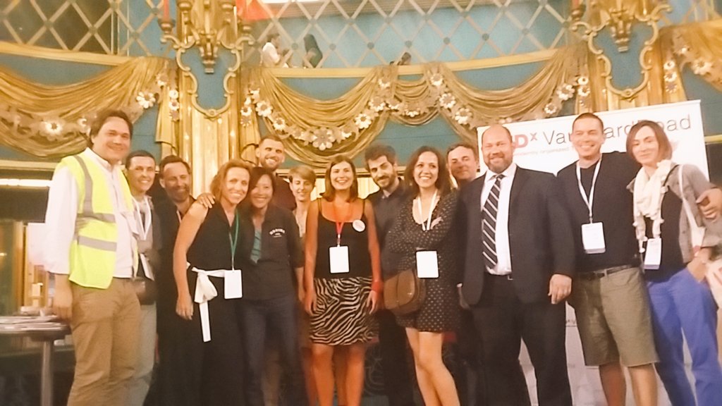 FloraClodic's tweet photo. Un grand merci aux speakers, à @s_roger  &amp; à toute l'équipe @TEDxVaugirard d'avoir rendu possible le partage de ces #DésobéissanceS #TEDxVR https://t.co/0N7nc7WlbN