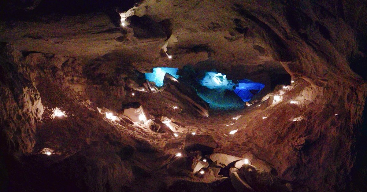MerlinDupuy's tweet photo. De retour sous terre cette aprem ! #souterrain #Underground #photo https://t.co/YM8oU1OPHQ