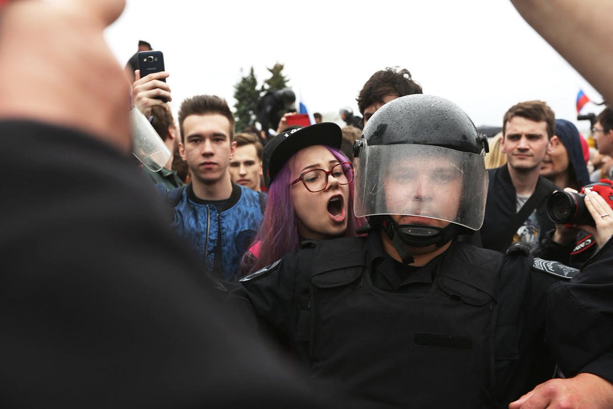 Поведение митинге