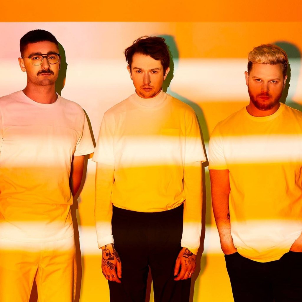 Relax. 

The new <a href="/alt_J/">Δ (alt-J)</a> album is good: bit.ly/2rqA966.