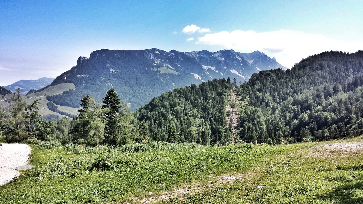 lifeintravelita's tweet image. E a Jahnhugel a quota 1273 m la vista sulla Valle dell'Inn e sulle montagne della Kaisertal é già notevole;) #Kufsteinerland