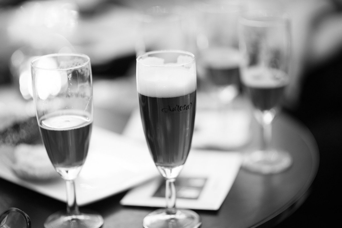 Aurosa,a design jewel from #Prague,and first #Beer crafted for women.Join us at #CzechBeerDay and appreciate its uniqueness <a href="/Aurosa_Official/">Aurosa_Official</a>