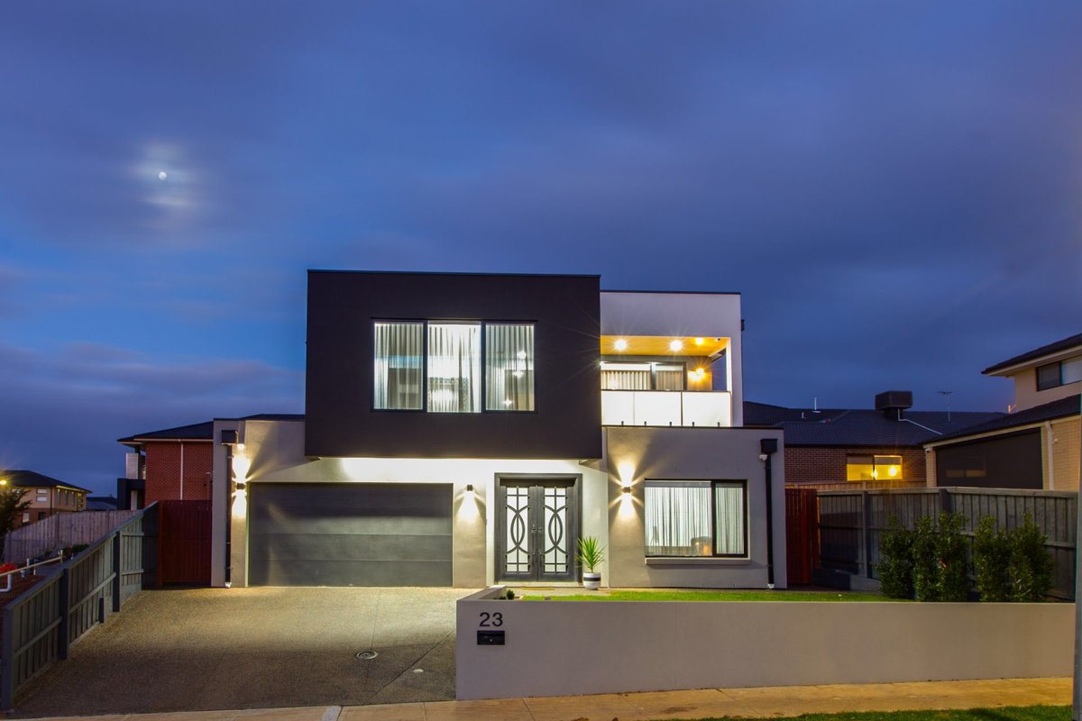RebekaSiritunga's tweet photo. Dare to dream https://t.co/RWmsPxAQVO #realestate #dreambig #berwick #forsale #Luxury #onlyestateagents #lifestyle # https://t.co/hIOsqTT938