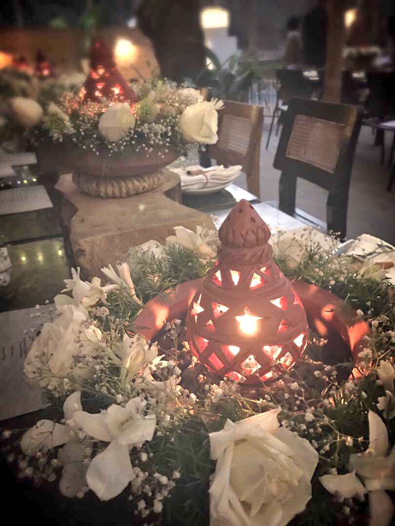 shagunmehra_'s tweet photo. Party, food & decor styling we put together for a beautiful English wedding at #Bomras in #Goa โจ๐ฅ #Magical https://t.co/4gVOdJ0sJb