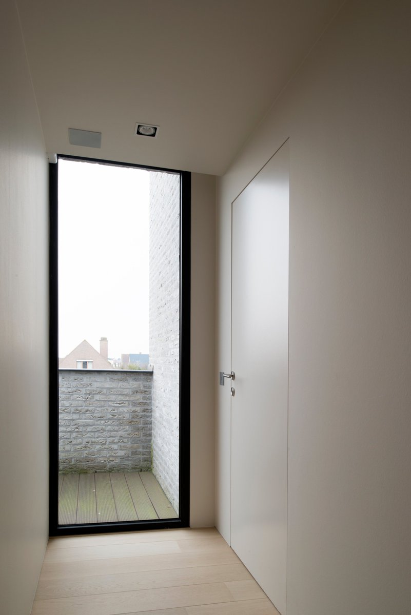 XinnixDS's tweet photo. #xinnix #framelessdoors #innovation #architecturaldoors #constructionelements #purelines #madeinbelgium #architecturaldesign https://t.co/5ddVw6jvrB