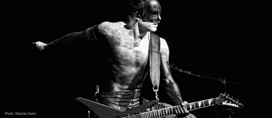 Hypaste's tweet image. "The history of music is mortal, but the idiocy of the guitar is eternal."