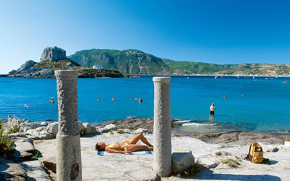 VisitGreecegr's tweet photo. 11 Seaside Spots on Kos that Cover All Bases
Article by @MyGreeceIs
#Greece #VisitGreece #Travel #ttot 
https://t.co/lhAKyOZsy2 https://t.co/3Dzqgp6yMx