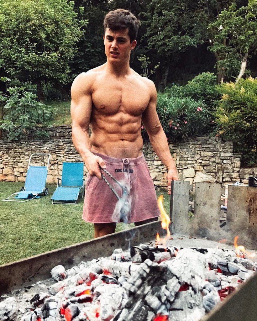Pietro Boselli - Nude & Naked Photos + Videos!