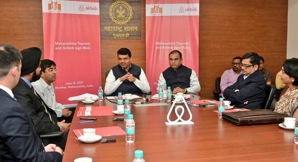 Devendra Fadnavis tweet media
