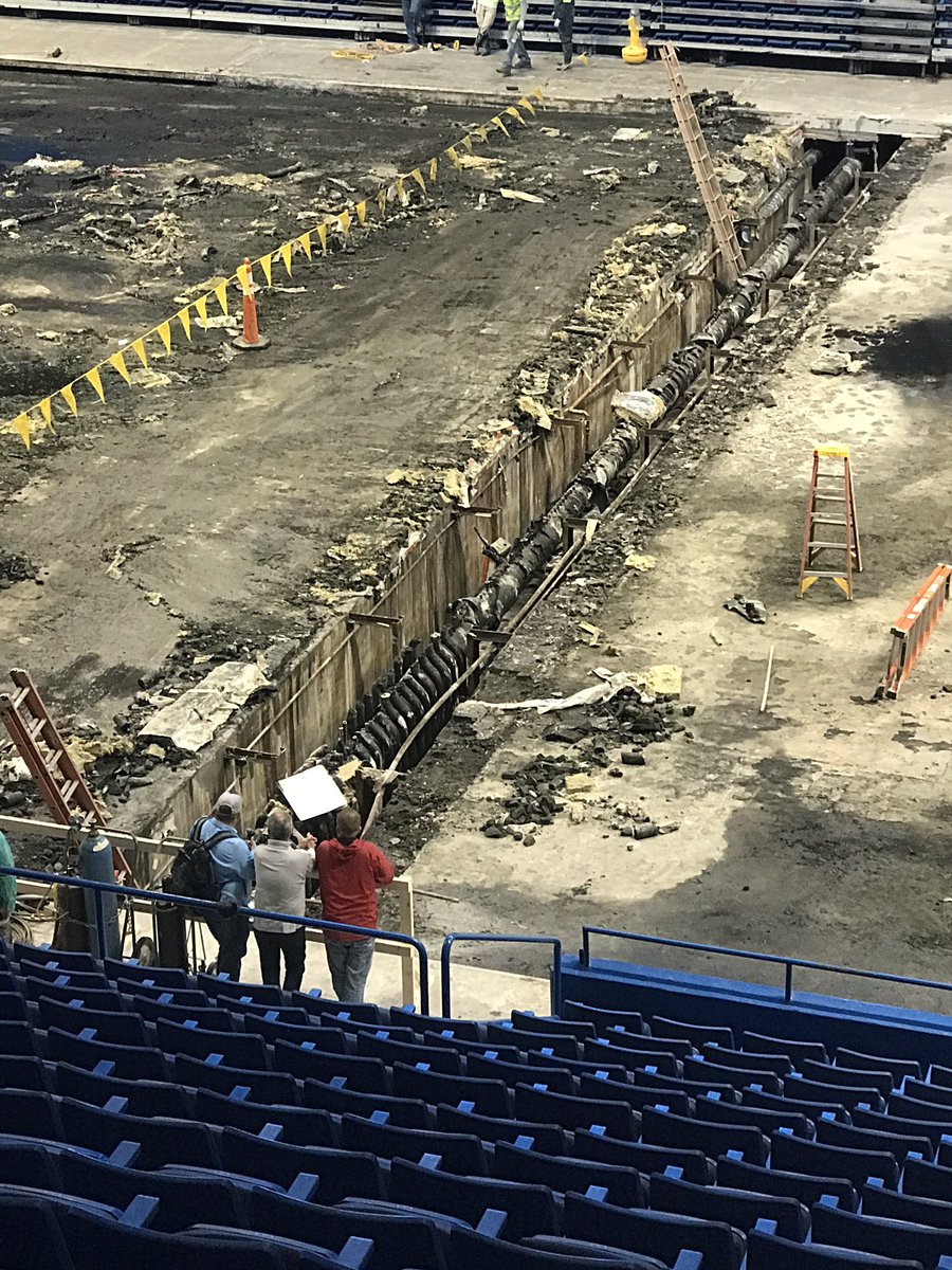 WhalersBrigade's tweet photo. Whistle #BrassBonanza while you work. #XLCenter is getting a new ice sheet good enough for any hockey team. #Whalers https://t.co/aCScmhnEW2
