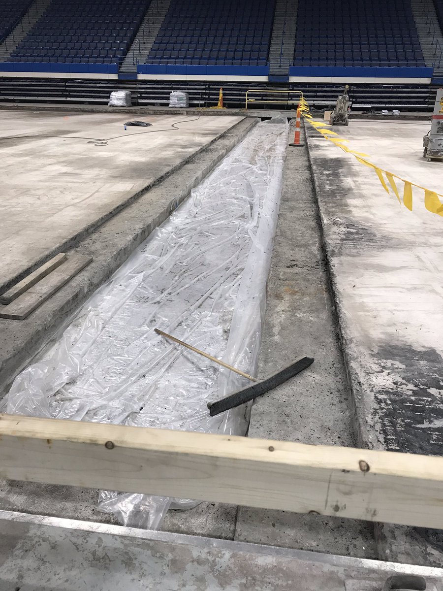 WhalersBrigade's tweet photo. Whistle #BrassBonanza while you work. #XLCenter is getting a new ice sheet good enough for any hockey team. #Whalers https://t.co/aCScmhnEW2