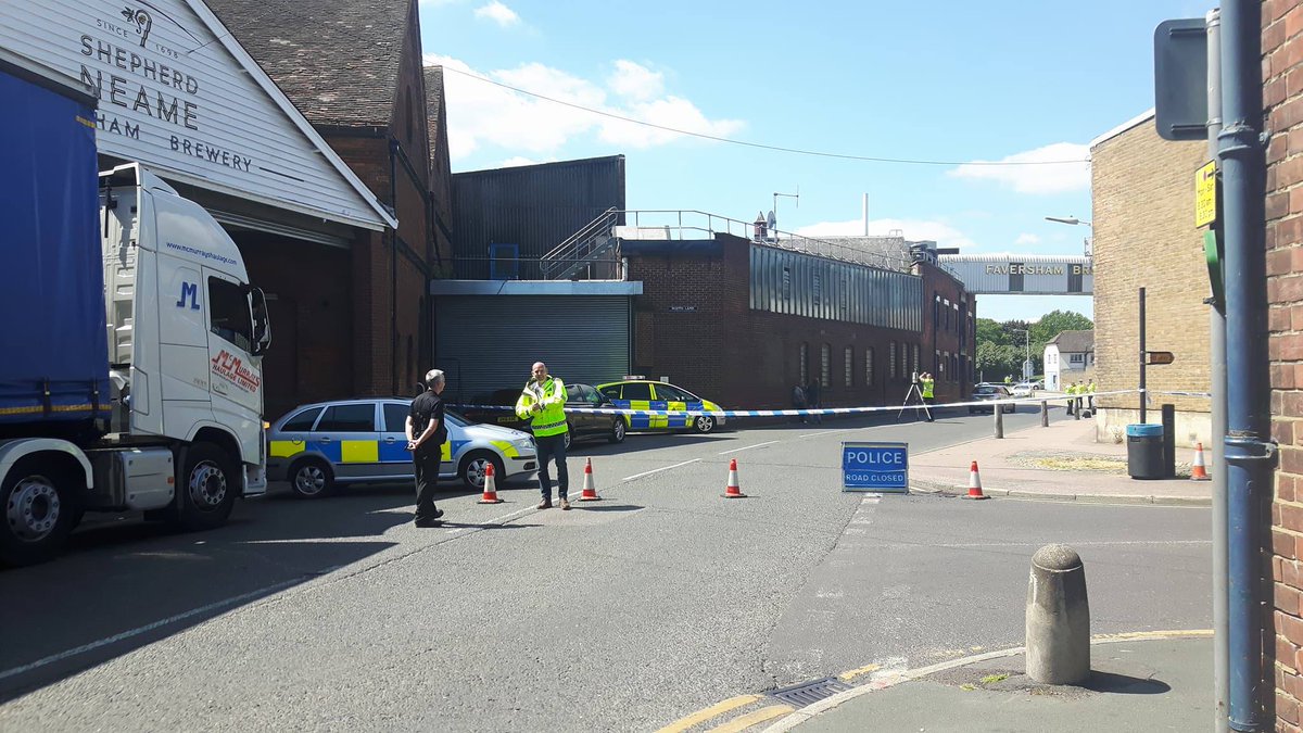 Pedestrian seriously injured after being hit by car bit.ly/2s5DLMM