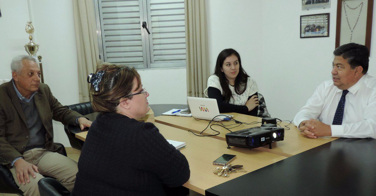 HectorRubenPaz's tweet photo. Con Cecilia Ordoñez, Ana Ruggeri y Ricardo Schiava coordinamos una jornada para estudiantes y docentes en Crowdworking El Nodo. https://t.co/SaOosS6cPM