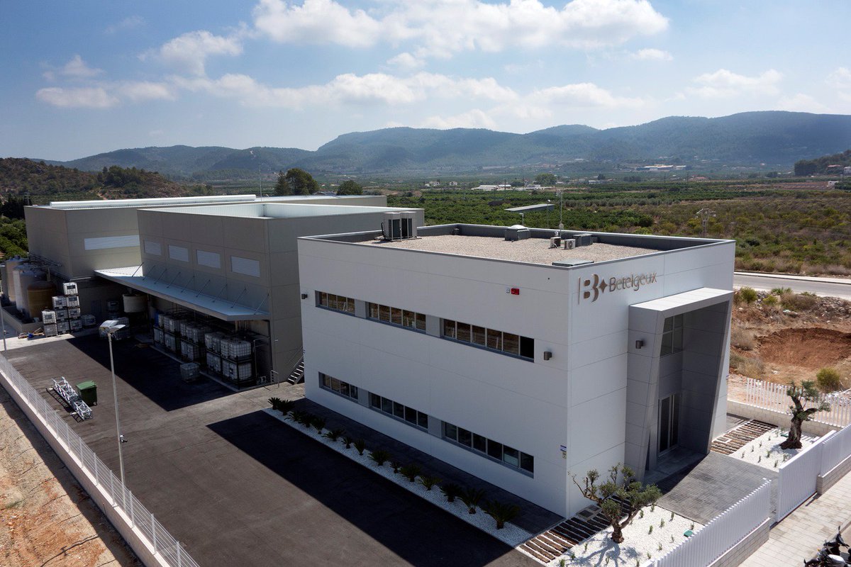 AnfacoCytma's tweet photo. @Betelgeux_es @anfacocecopesca @globalkmou @marine__techno innovando en industria alimentaria y médica con #BIOCOS https://t.co/TuldBbSjsQ https://t.co/gx2OMFDuW5