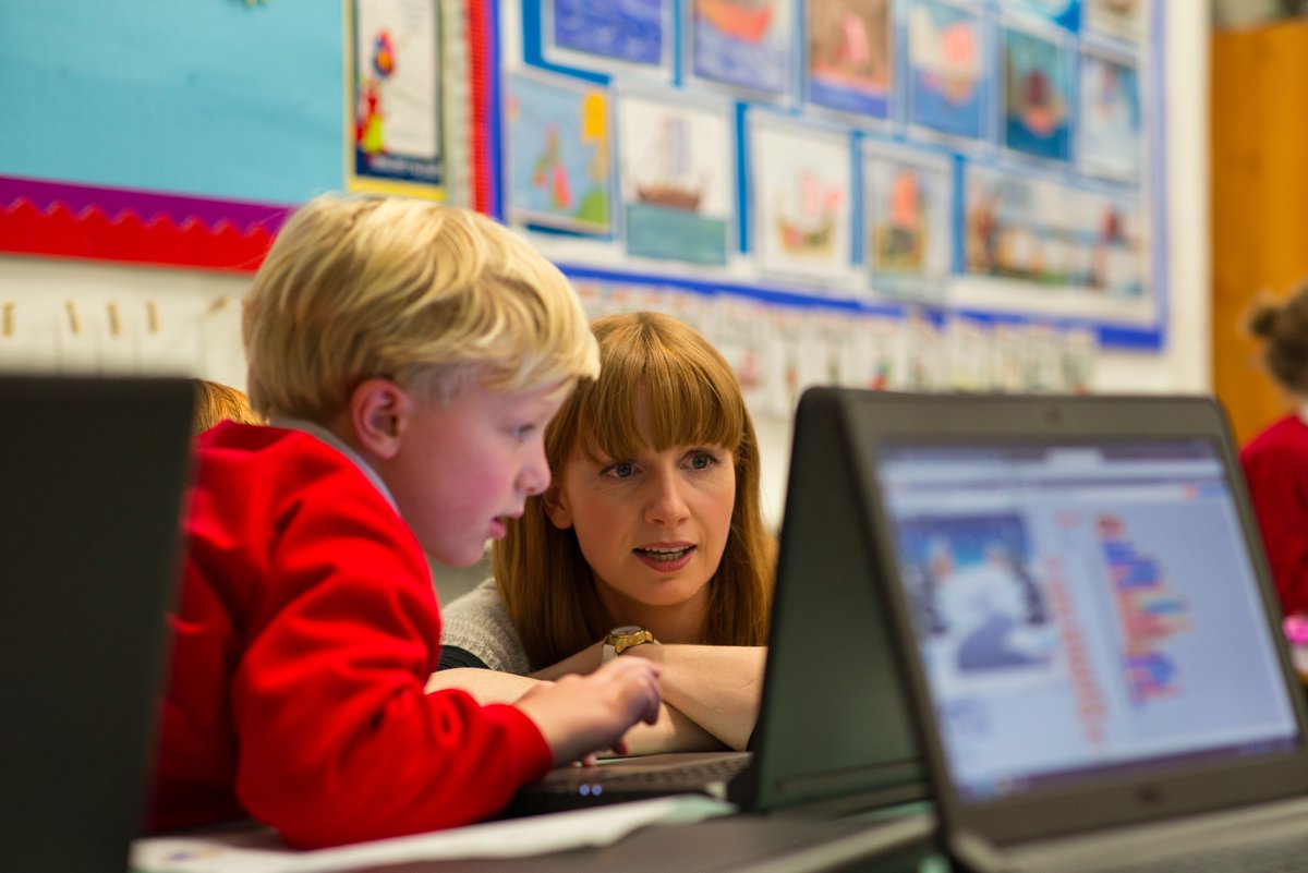 Kids aged 9 - 11! Learn to code in Scratch with the new Code Club at <a href="/RadioCommMuseum/">RadioCommMuseum</a> on Thursdays from 5 - 6pm. eventbrite.co.uk/e/code-club-in…