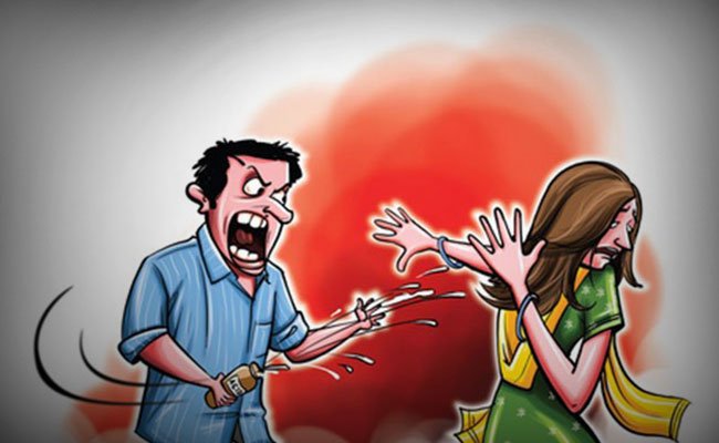 trapped_zone's tweet photo. Man Blackmails Ex-Girlfriend With Video, Acid Attack Threat; Held!
#blackmail #threatening #crime #video
Read more @http://bit.ly/2sXkVY8 https://t.co/nz31Elx24H