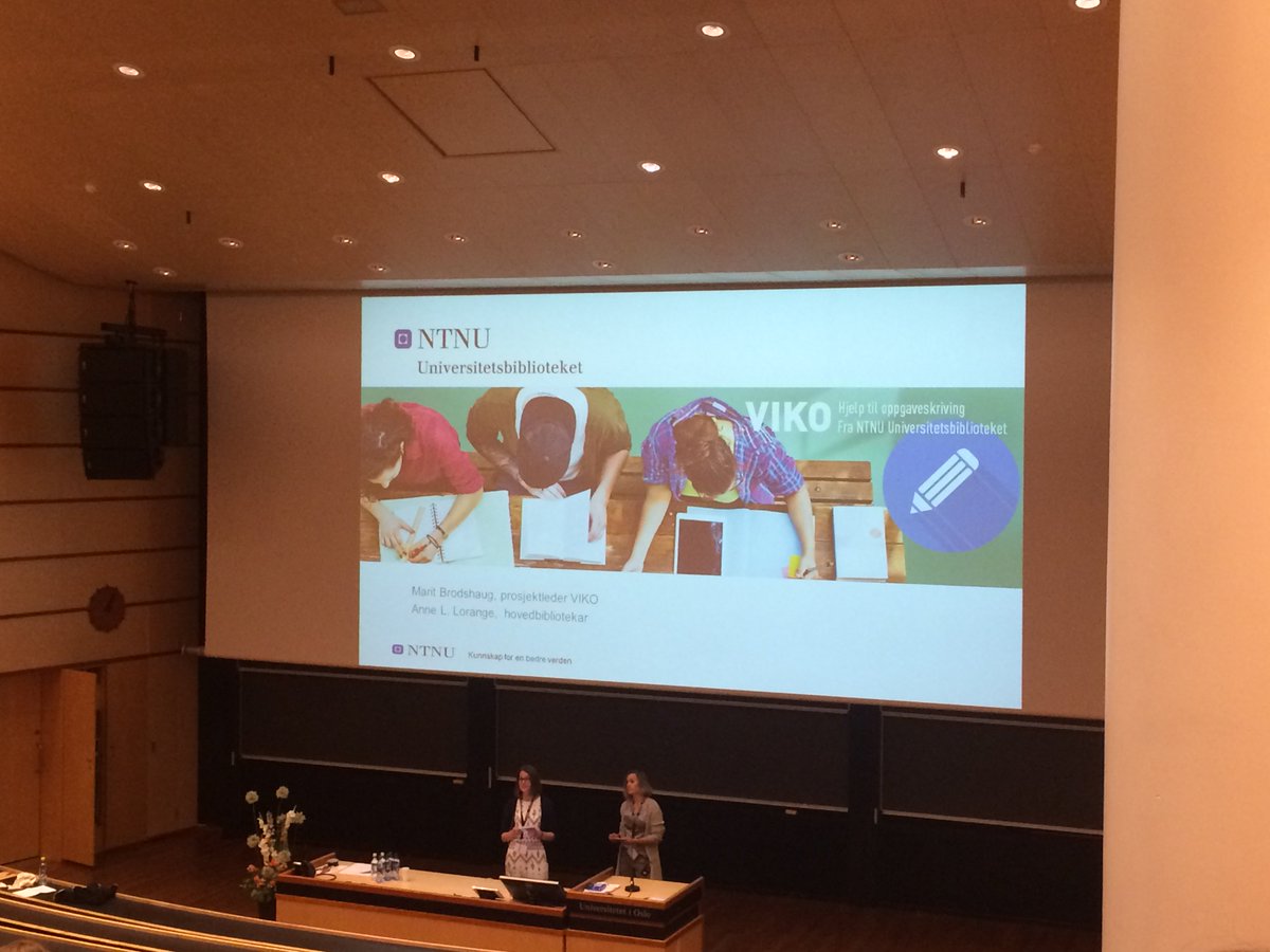 NTNUBiG's tweet photo. NTNU Oppgaveskriving presenteres med PechaKucha på #virak2017 med @lillelorange og Marit Brodshaug https://t.co/iZlrMaMda3