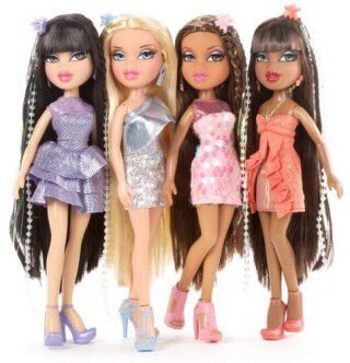 90skidsfr's tweet photo. les Bratz, les poupées avec une tête et des pieds surdimensionnés 😂 https://t.co/qZa3YbhXAX