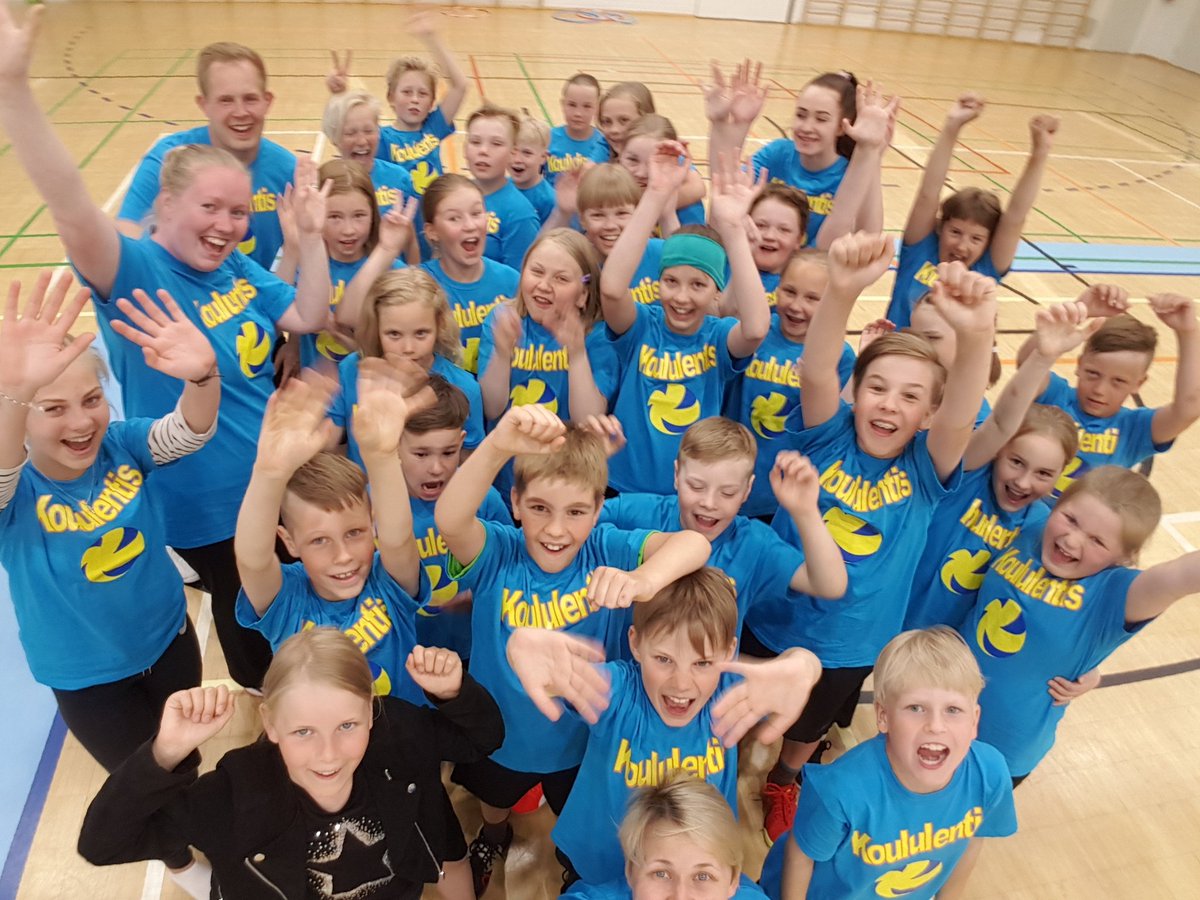 Day 1 #koululentis kuvaukset pulkassa  <a href="/FinnVolleyBall/">FinnishVolleyball</a> <a href="/Lahi_Tapiola/">LähiTapiola</a>
