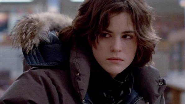 Happy birthday to a terrific actress, robbed of an Oscar nod for High Art, the marvelous Ally Sheedy! 