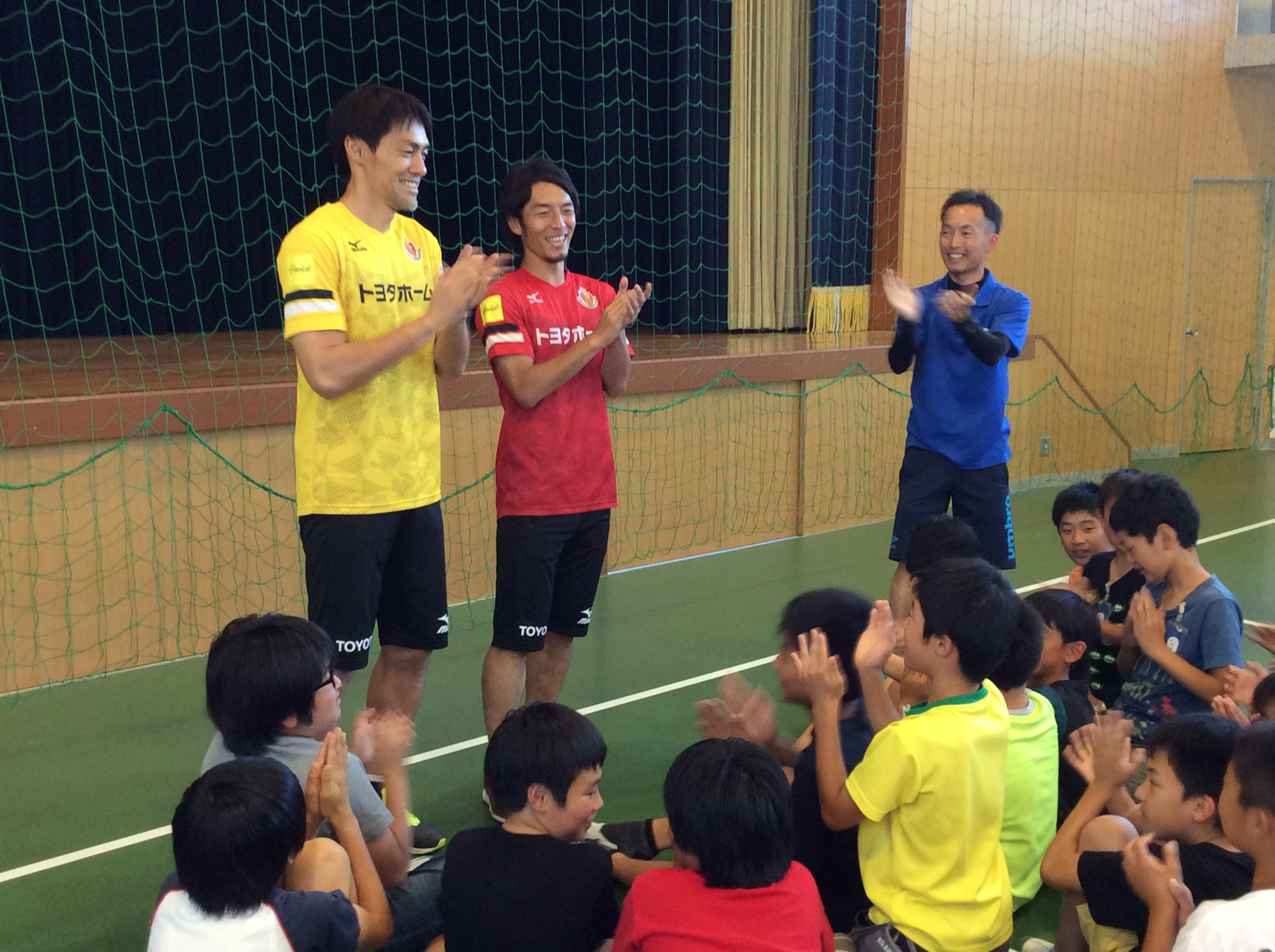 名古屋グランパス Nagoya Grampus 名古屋市立 原小学校 には 楢崎正剛 選手と 押谷祐樹 選手が訪問 仲良しの両選手による授業は 終始笑顔の絶えない時間となりました 各小学校の生徒の皆さん 先生やご父兄の皆さん 本日はありがとうございました