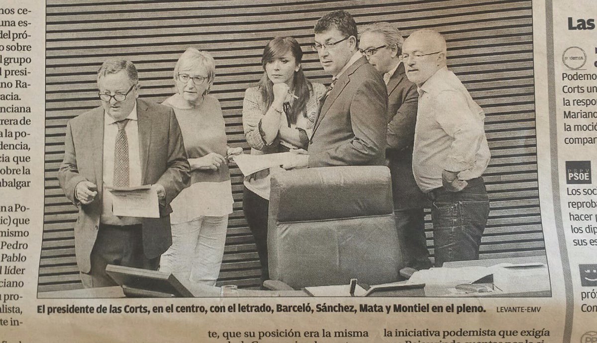 emparfayos's tweet photo. @levante_emv Hi han dones invisibles a les Corts? Miren peu de foto #donesbenvisibles #nosomtransparents #sostresdecristal https://t.co/SuaN3VpPLM