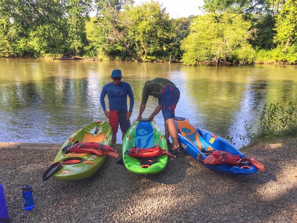 divergenttravel's tweet photo. When in @VisitAsheville you must go @Bellyak it is a hybrid of kayaking and surfing, it is the coolest thing we've ever done on the water https://t.co/DNSZlzbRec