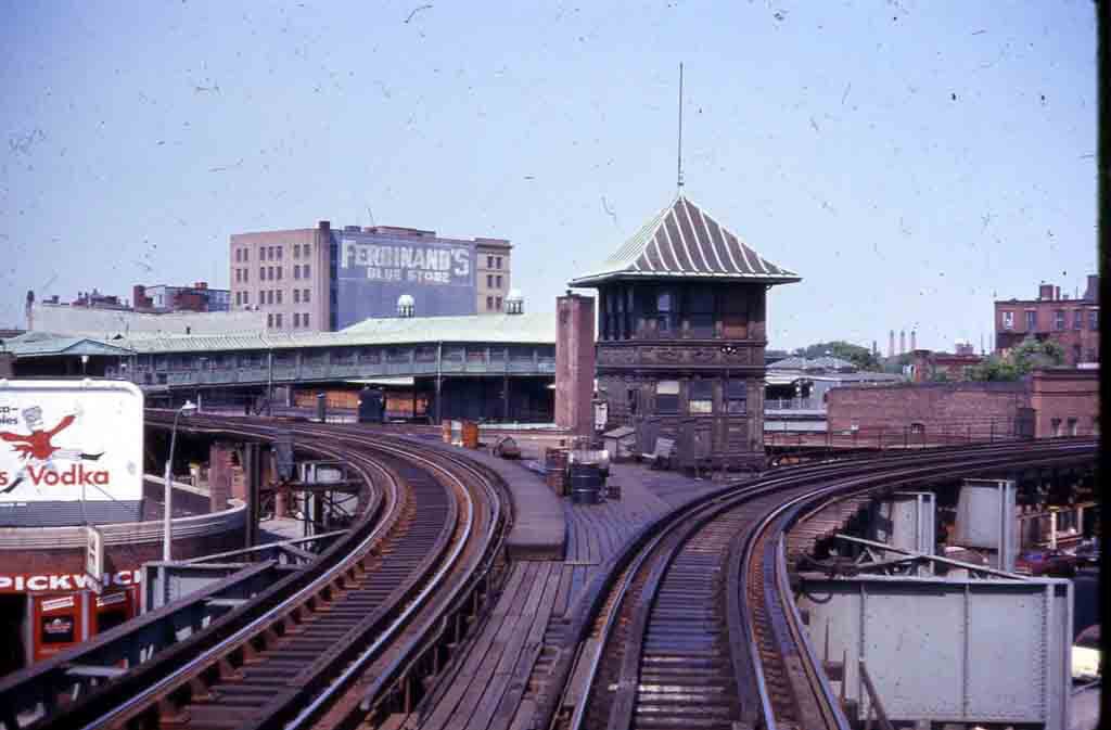 CharlieOnMTA's tweet image. Dudley switch tower circa 1970. Learn more about #Boston #MBTA Dudley station on my tour on 7/15!! Info at charlieonmta.com