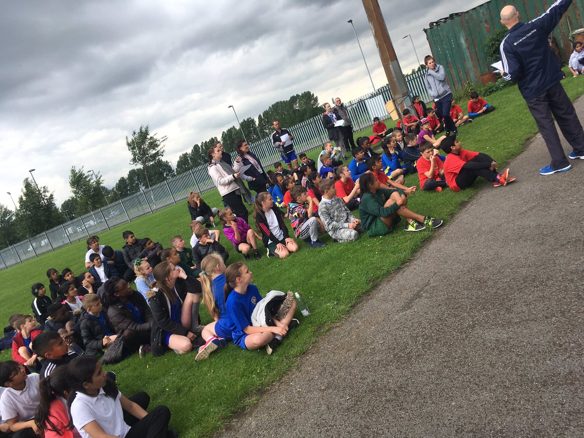 Primary school Athletics about to get started good luck to all! @VolSportOLDHAM #TogetherWeSucceed