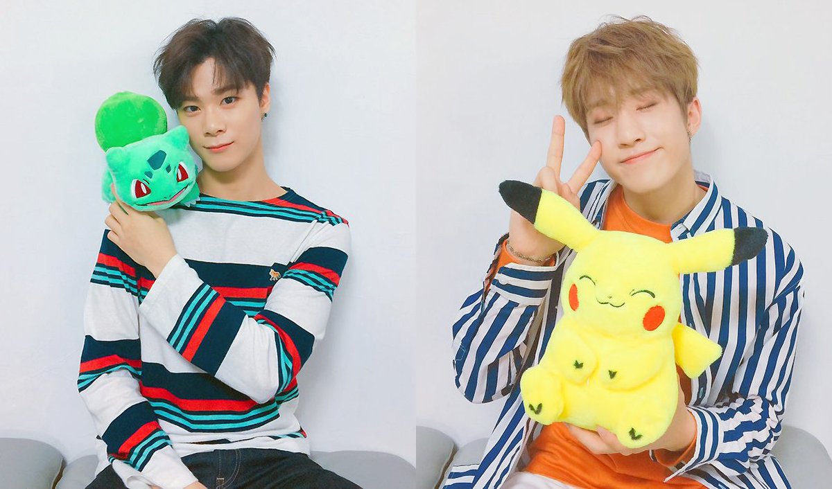 1theK's tweet photo. 대기실 옆 오락실VS #아스트로 인형 이벤트!
'멜론'에서 대옆오VS 아스트로편 감상하고있는 캡쳐샷 + #대옆오VS_아스트로 해시태그와 함께 인증샷을 올려주세요! 추첨을 통해 별둥이들이 직접 뽑은 인형을 드려요♥ (@1theK 팔로우는 필수 ㅇ_<) https://t.co/sRwsKCT5AM